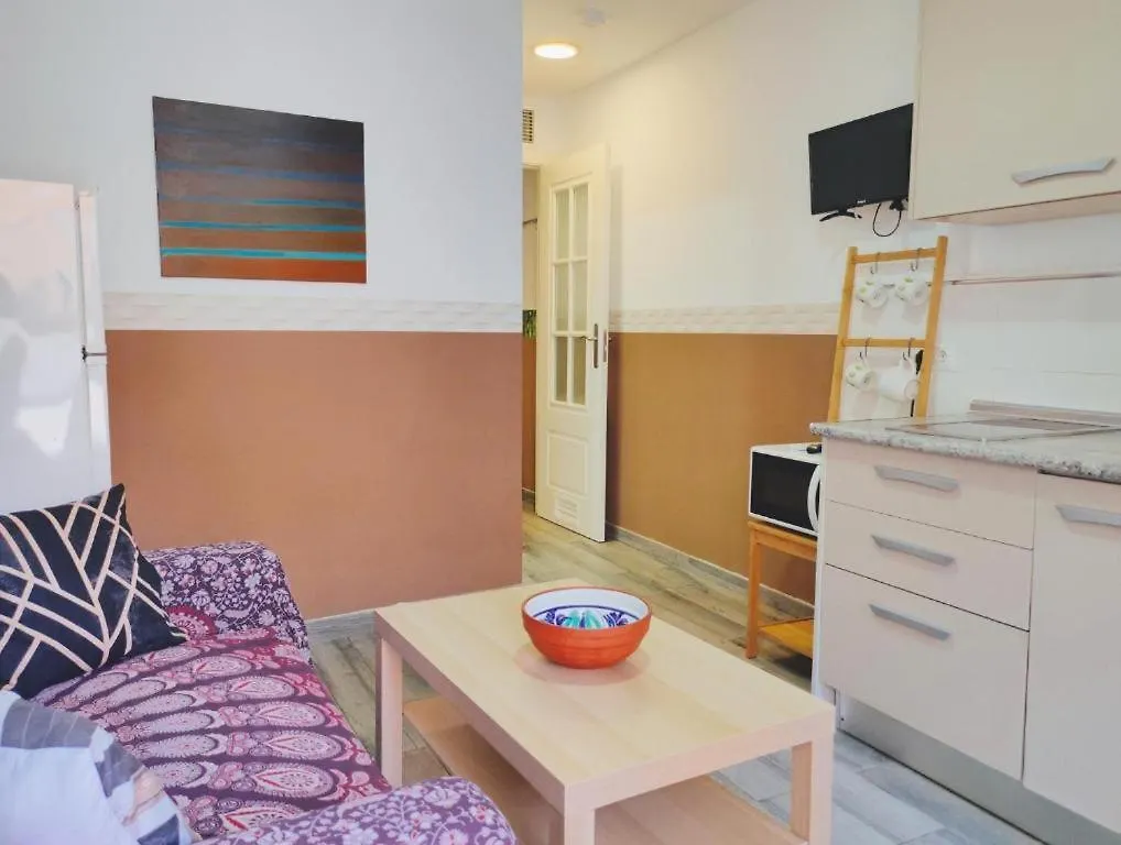 Cute Beach Home With Terrace In Pedregalejo Málaga