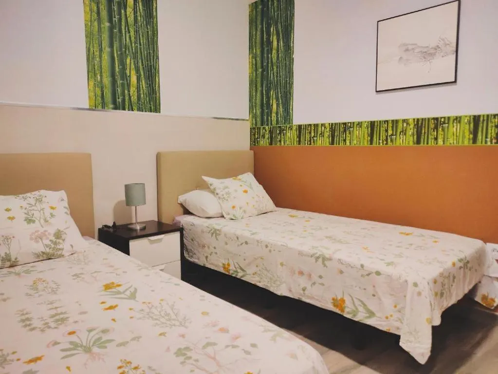 Cute Beach Home With Terrace In Pedregalejo Málaga İspanya
